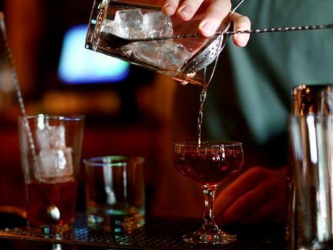 Recetas de tragos y cócteles con las que sorprenderás a tus invitados... Coctel Tumbo 487x365
