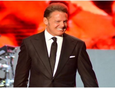Luis Miguel consiente a sus fans tras un concierto en Miami… Luisin 476x365