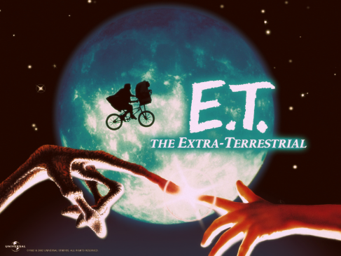 E.T. volvió a la Tierra 37 años después para reunirse con su amigo Elliot en un comercial conmovedor… Et Touch 487x365