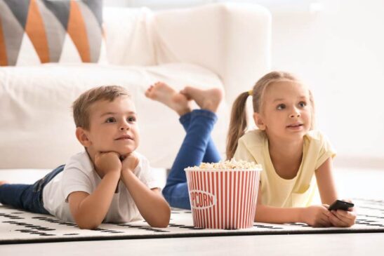 Por que los niños quieren ver la la misma película una y otra vez?… Cine1 547x365