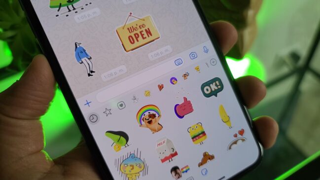 WhatsApp sumó fondos de pantalla y nuevos paquetes de stickers… Sti 649x365